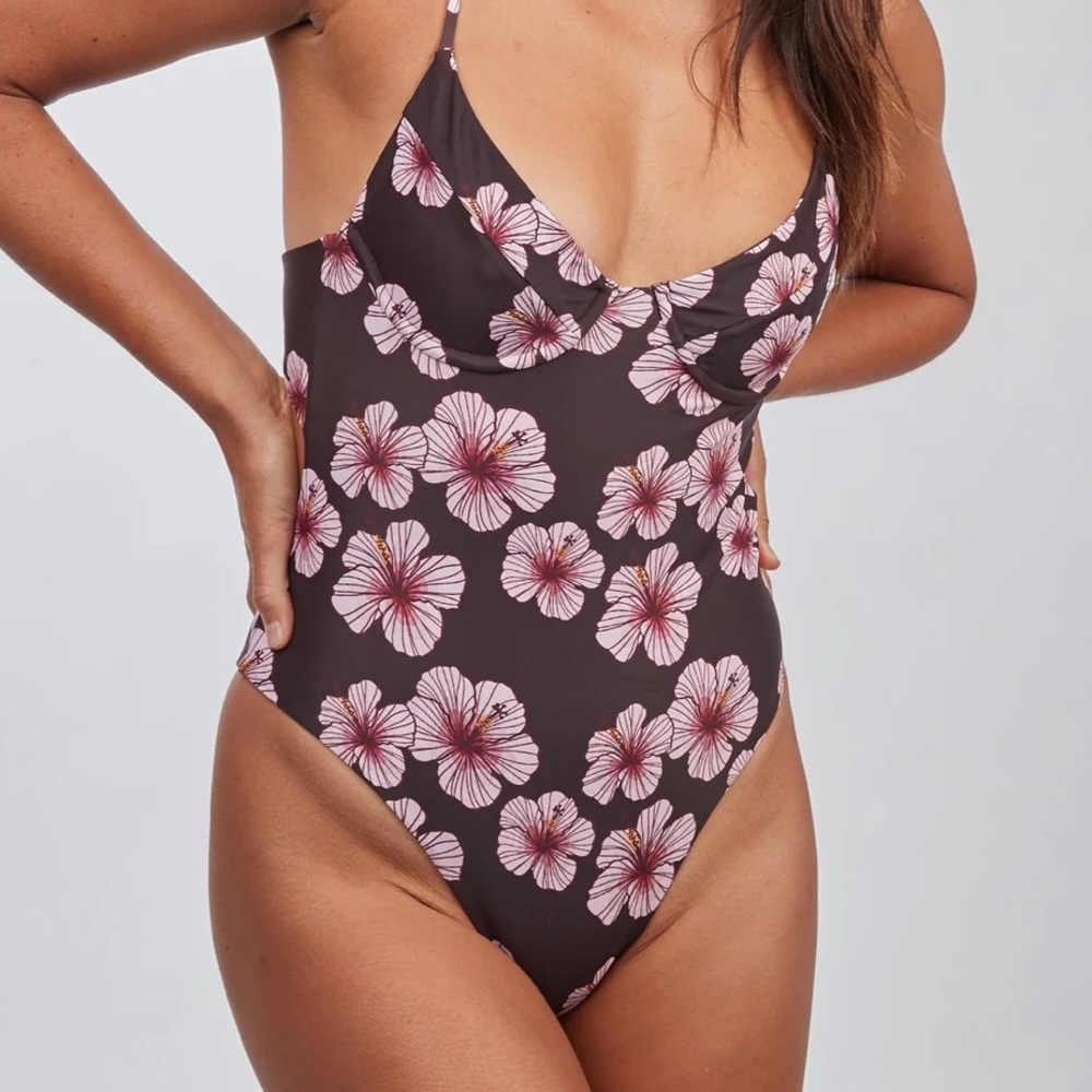 Benoa Paia One Piece